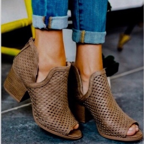 Peep-toe Ankle Booties - Taupe - Picture 2 of 3